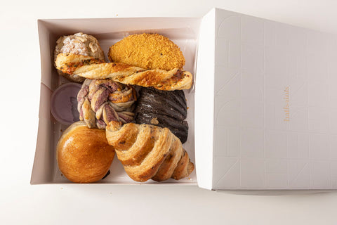 Assorted Breads and Pastries (Medium)
